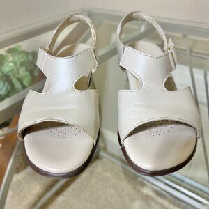 SAS Summertime Sandals Size 6M
